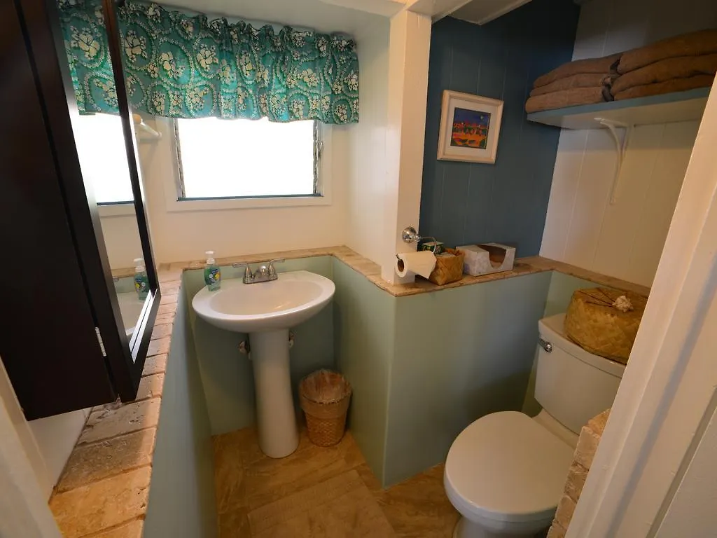 Wailuku Guesthouse